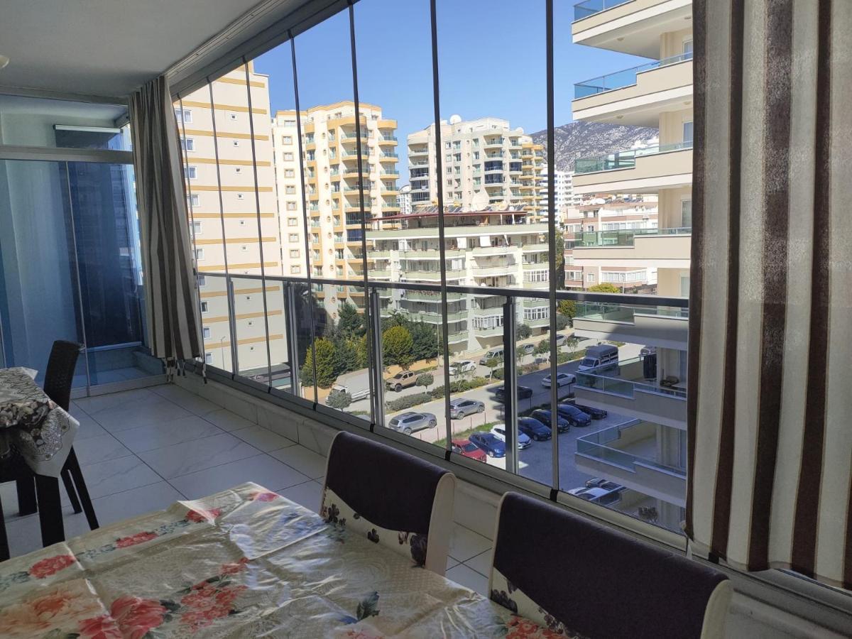 Arena Tower Apartament *